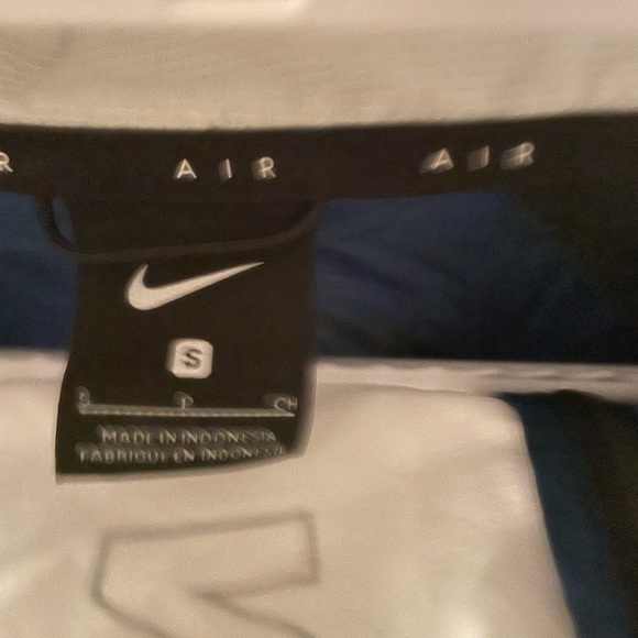 Nike air zip up jacket Small NWOT - Picture 2 of 3